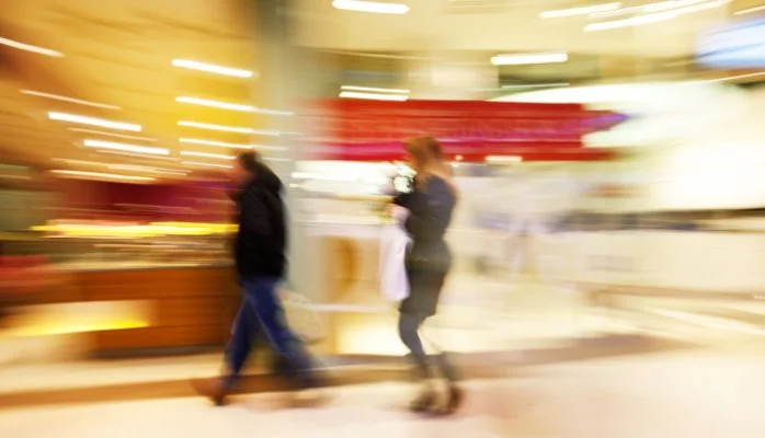 Retailers-The-Sleeping-Giant-of-eCommerce.webp